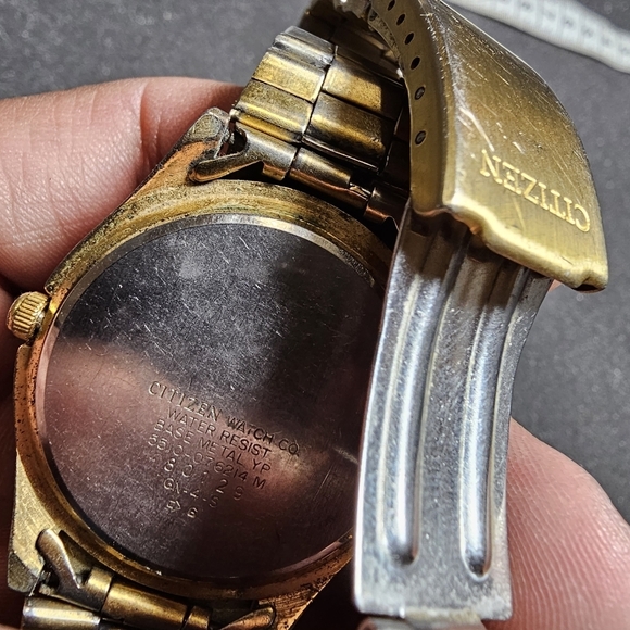 Citizen Mens Quartz Watch Gold Tone Black Date Just 5510-076214 Parts Or Repair - Picture 6 of 9